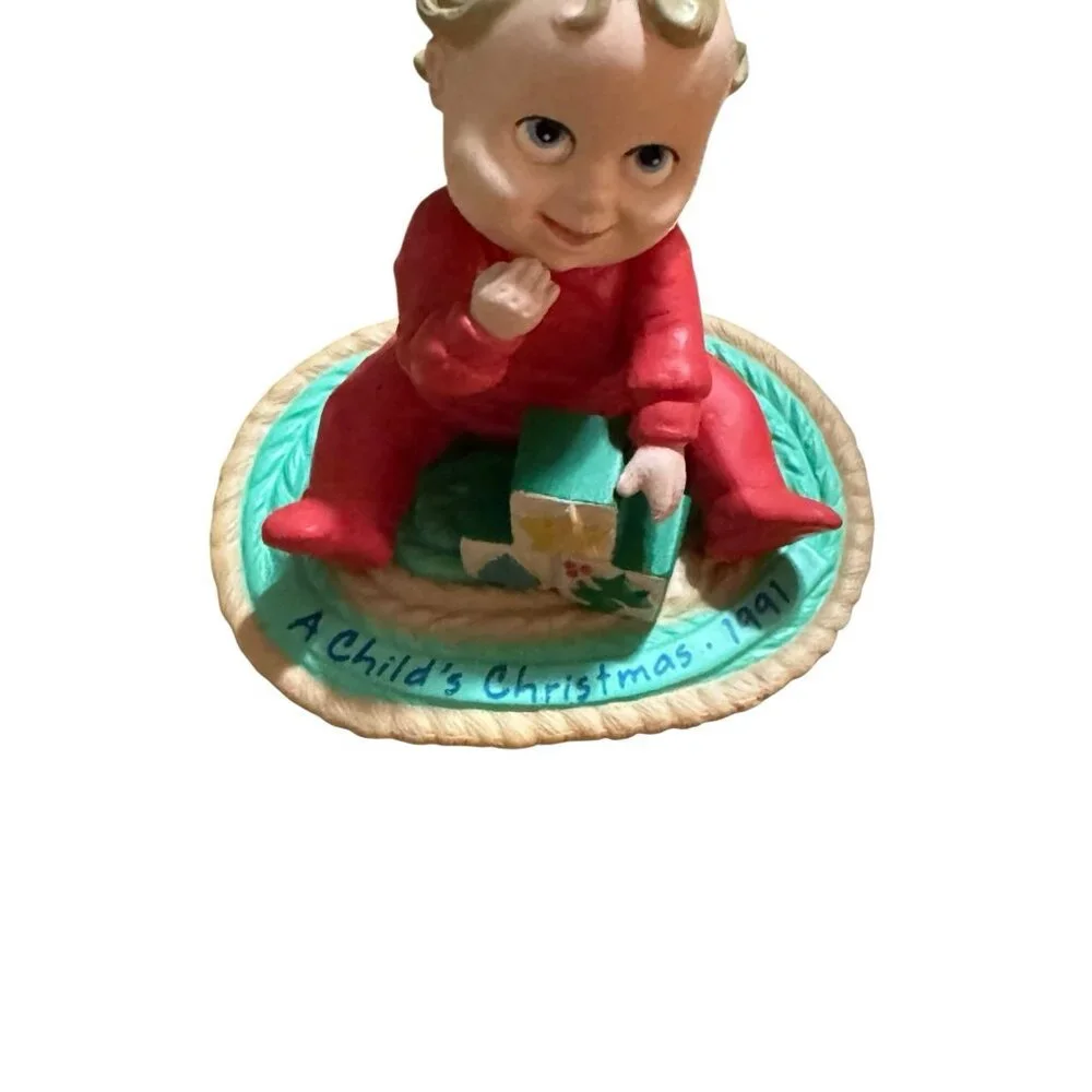 Hallmark Keepsake Christmas Ornament A Child's‎ Christmas 1991 Holiday Vintage